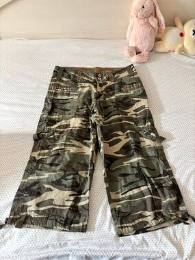 Vintage Camo Capris Aqua Funky